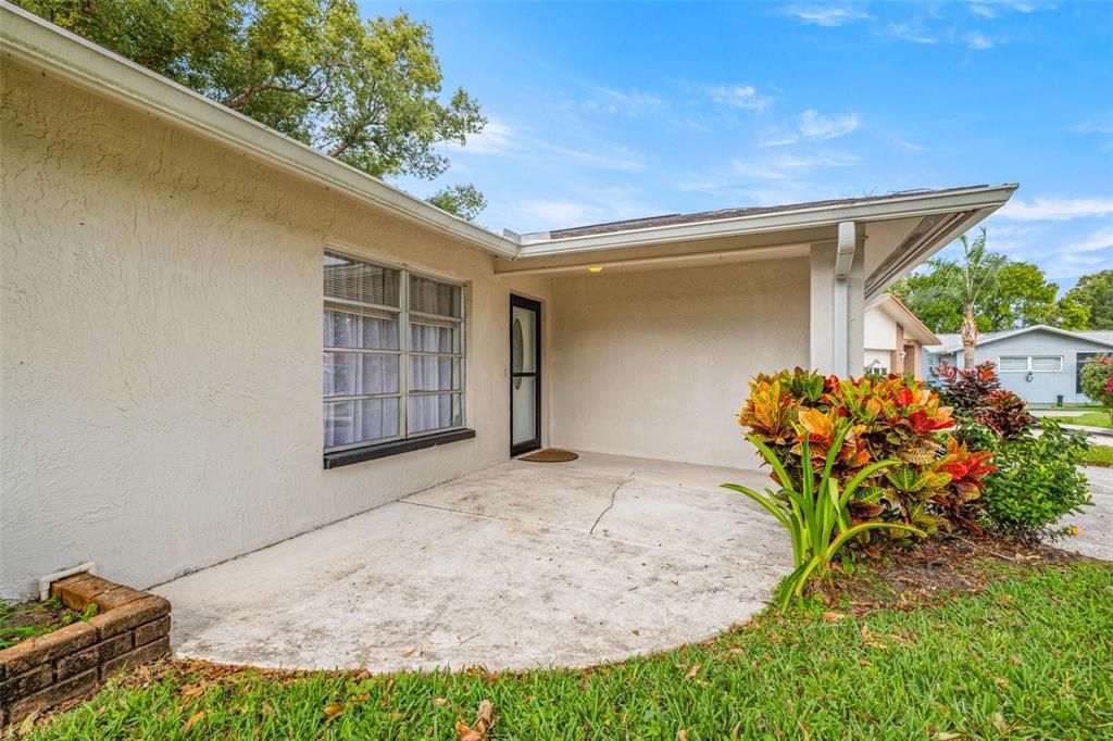 待售: $375,000 (2 贝兹, 1 浴室, 1294 平方英尺)