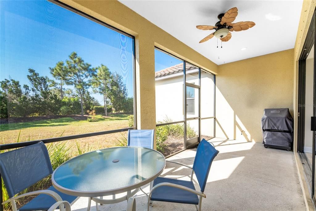 For Sale: $575,000 (3 beds, 2 baths, 2236 Square Feet)