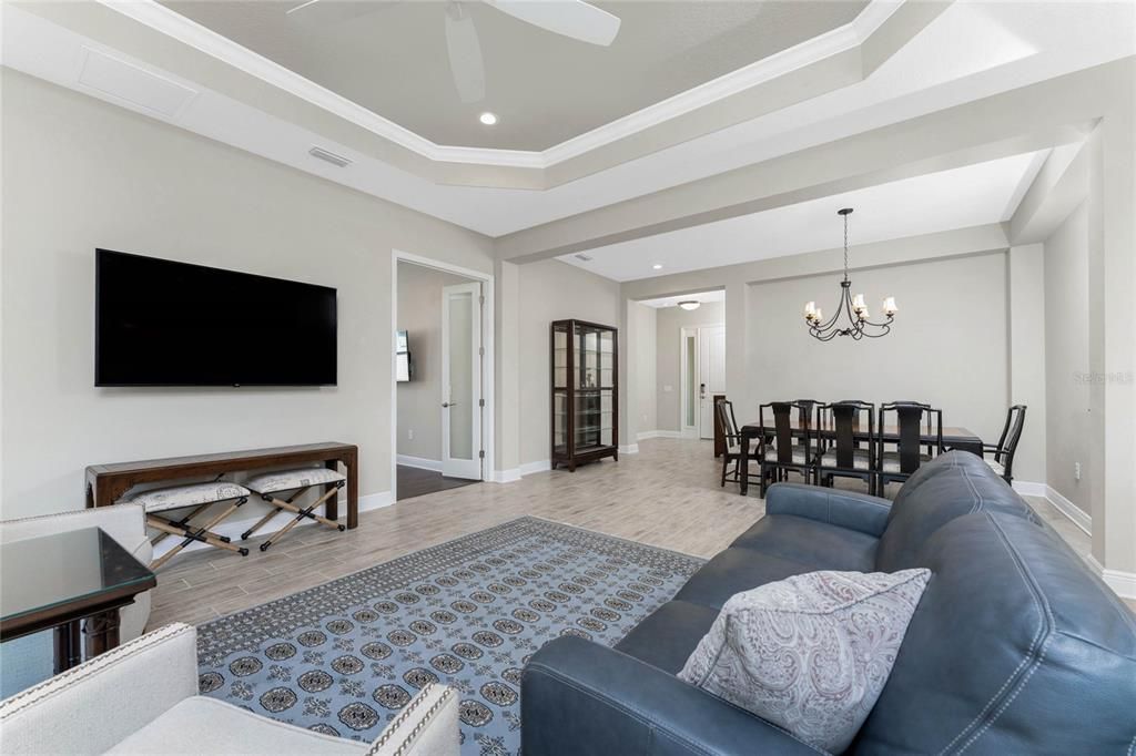 For Sale: $575,000 (3 beds, 2 baths, 2236 Square Feet)