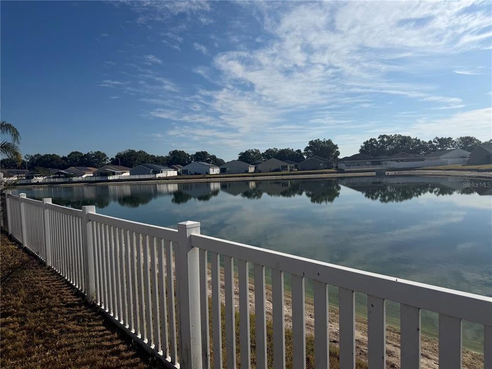 En Venta: $290,000 (4 camas, 2 baños, 1749 Pies cuadrados)