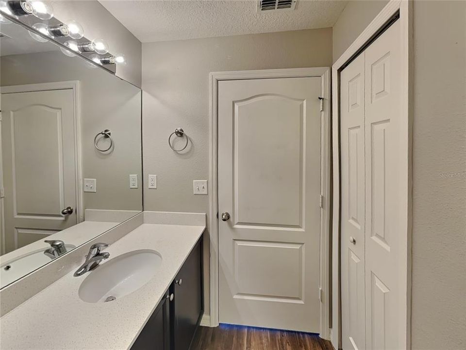 For Rent: $1,849 (3 beds, 2 baths, 1463 Square Feet)