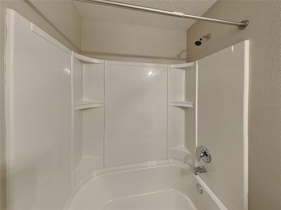 For Rent: $1,849 (3 beds, 2 baths, 1463 Square Feet)