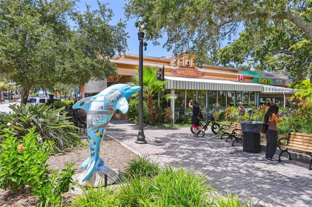 For Sale: $389,900 (3 beds, 2 baths, 1158 Square Feet)