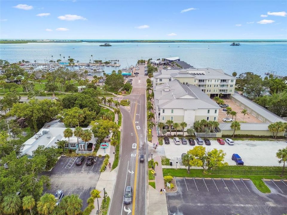 For Sale: $389,900 (3 beds, 2 baths, 1158 Square Feet)