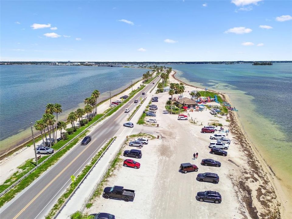 For Sale: $389,900 (3 beds, 2 baths, 1158 Square Feet)