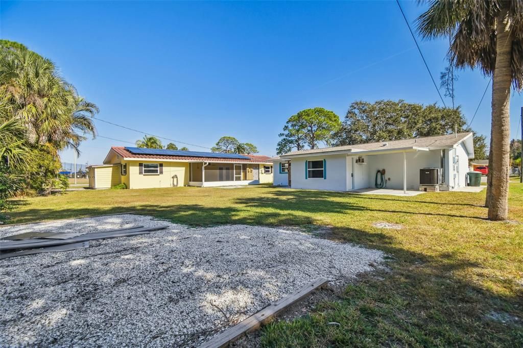 For Sale: $389,900 (3 beds, 2 baths, 1158 Square Feet)