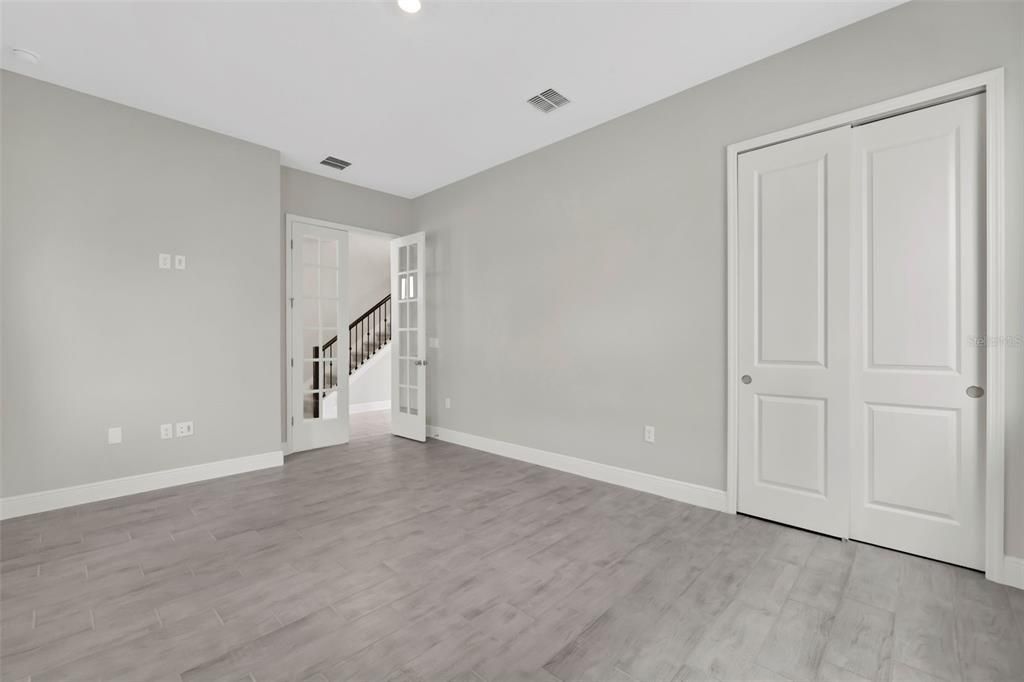 Active With Contract: $810,000 (4 beds, 4 baths, 3191 Square Feet)