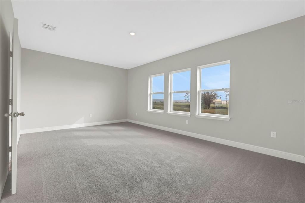 Active With Contract: $810,000 (4 beds, 4 baths, 3191 Square Feet)