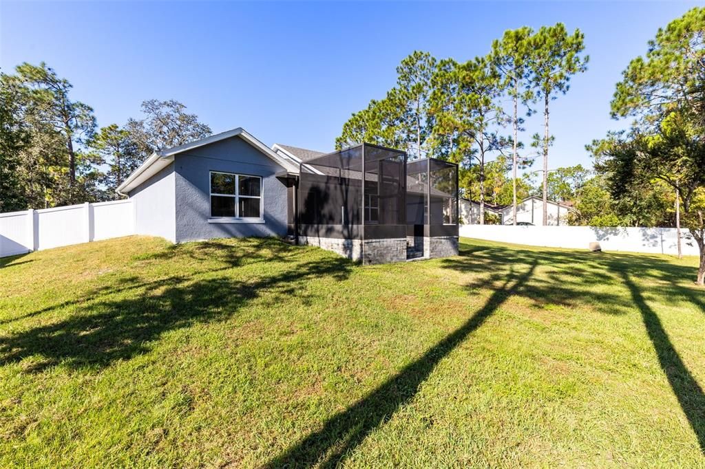 На продажу: $569,900 (3 спален, 2 ванн, 1918 Квадратных фут)