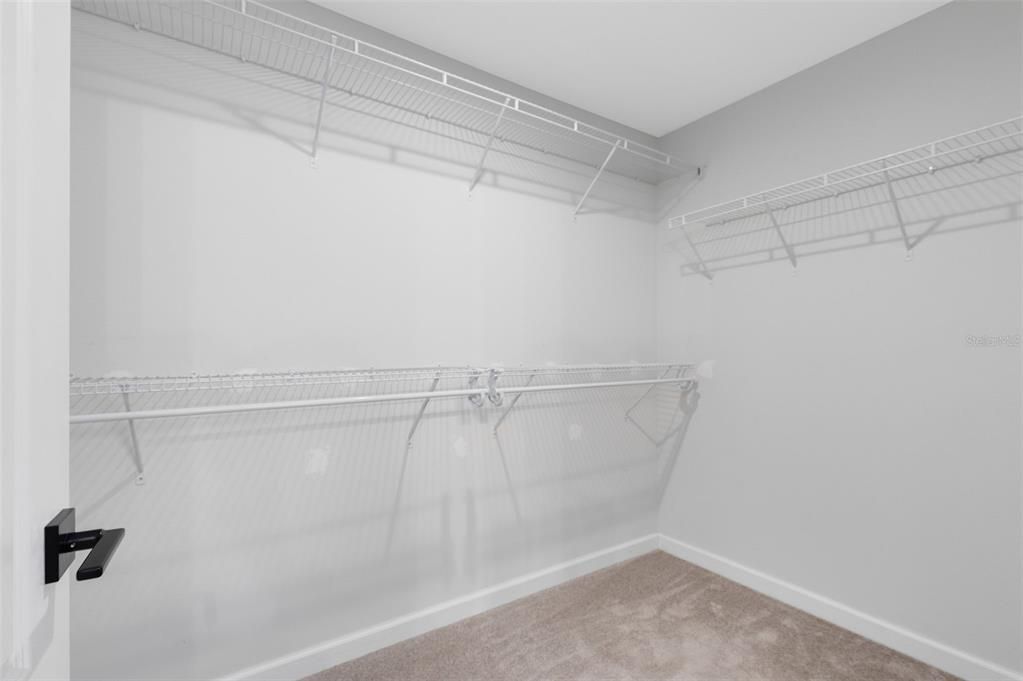 На продажу: $569,900 (3 спален, 2 ванн, 1918 Квадратных фут)