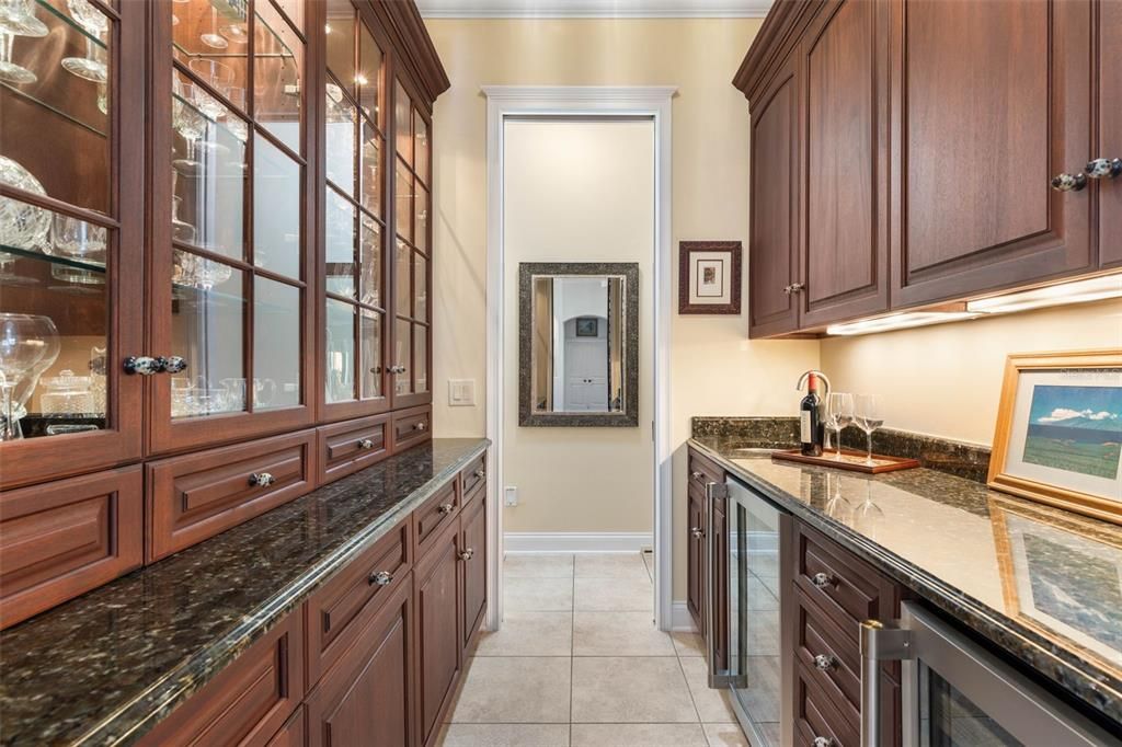 待售: $1,650,000 (4 贝兹, 3 浴室, 3449 平方英尺)