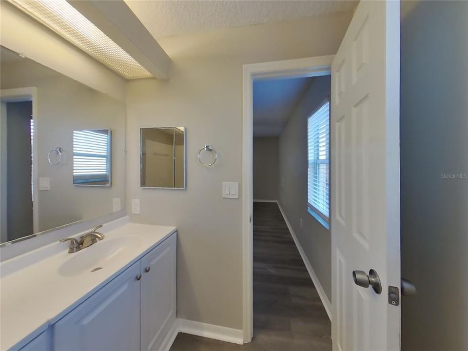 For Rent: $1,889 (3 beds, 2 baths, 1684 Square Feet)