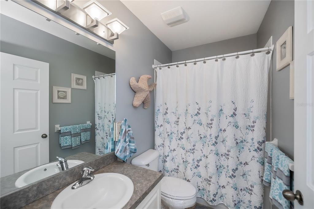 For Sale: $174,900 (3 beds, 2 baths, 1293 Square Feet)