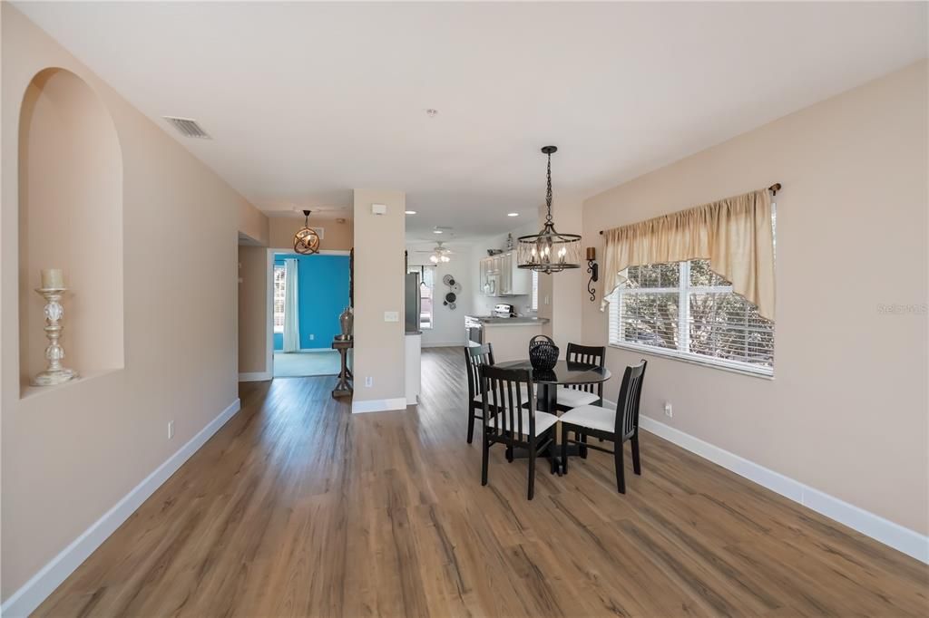 For Sale: $174,900 (3 beds, 2 baths, 1293 Square Feet)