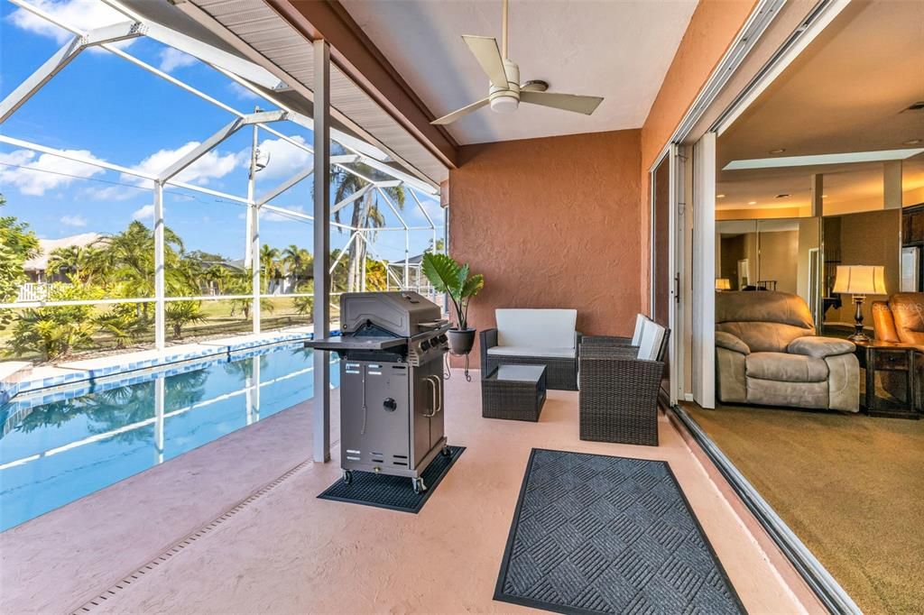 На продажу: $449,900 (3 спален, 2 ванн, 2223 Квадратных фут)