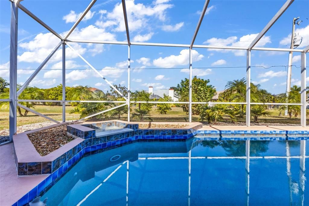 На продажу: $449,900 (3 спален, 2 ванн, 2223 Квадратных фут)