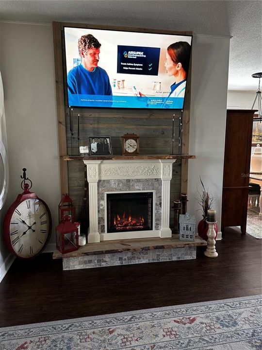 En Venta: $369,000 (3 camas, 2 baños, 1693 Pies cuadrados)