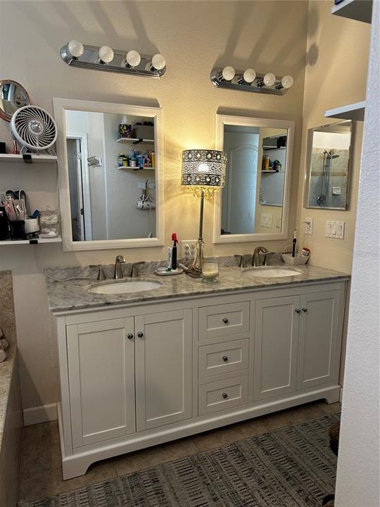 En Venta: $369,000 (3 camas, 2 baños, 1693 Pies cuadrados)