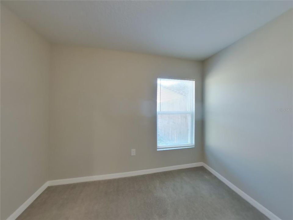 В аренду: $2,039 (4 спален, 2 ванн, 1400 Квадратных фут)