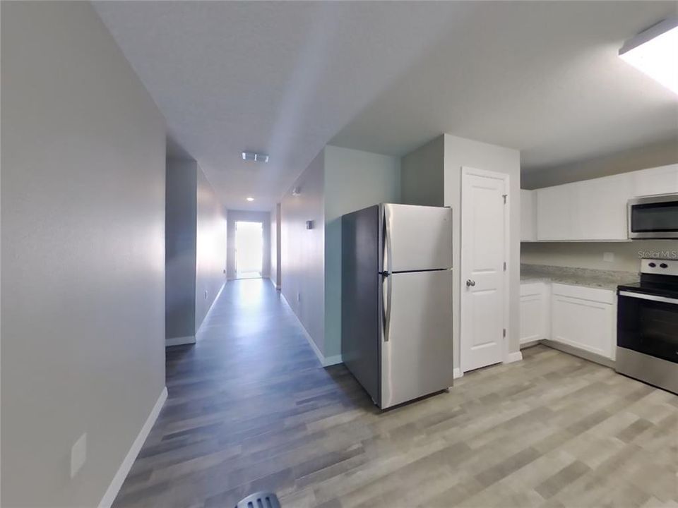 В аренду: $2,039 (4 спален, 2 ванн, 1400 Квадратных фут)