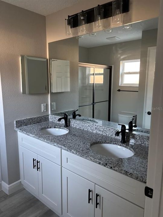 待售: $234,900 (3 贝兹, 2 浴室, 1405 平方英尺)