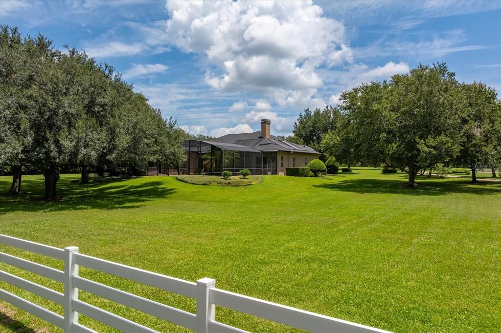 For Sale: $1,495,000 (5 beds, 3 baths, 4426 Square Feet)