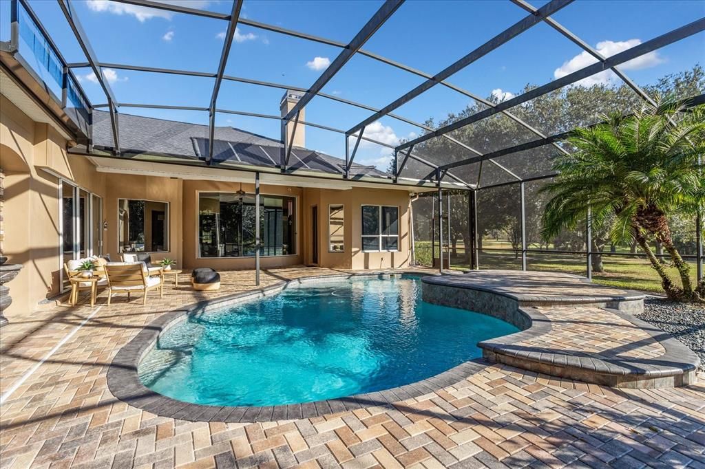 For Sale: $1,495,000 (5 beds, 3 baths, 4426 Square Feet)