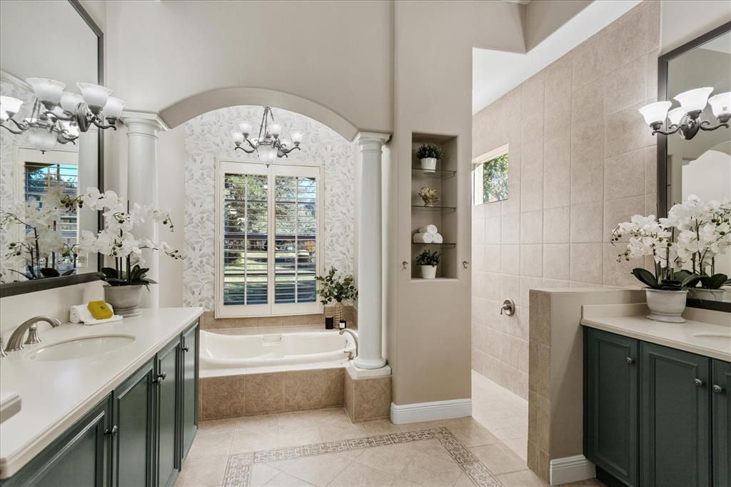 For Sale: $1,495,000 (5 beds, 3 baths, 4426 Square Feet)