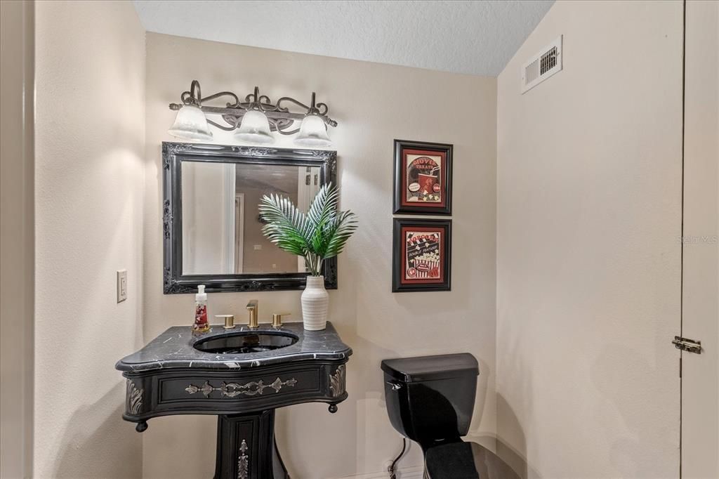 For Sale: $1,495,000 (5 beds, 3 baths, 4426 Square Feet)