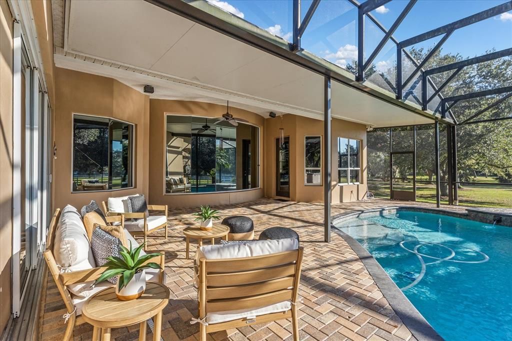 For Sale: $1,495,000 (5 beds, 3 baths, 4426 Square Feet)