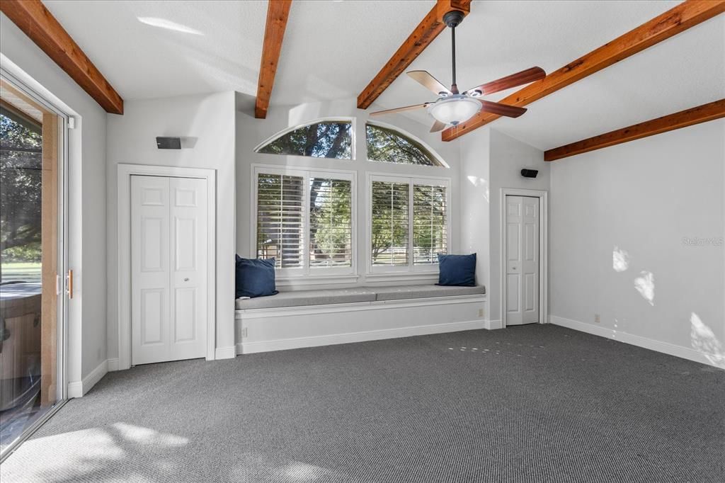 For Sale: $1,495,000 (5 beds, 3 baths, 4426 Square Feet)