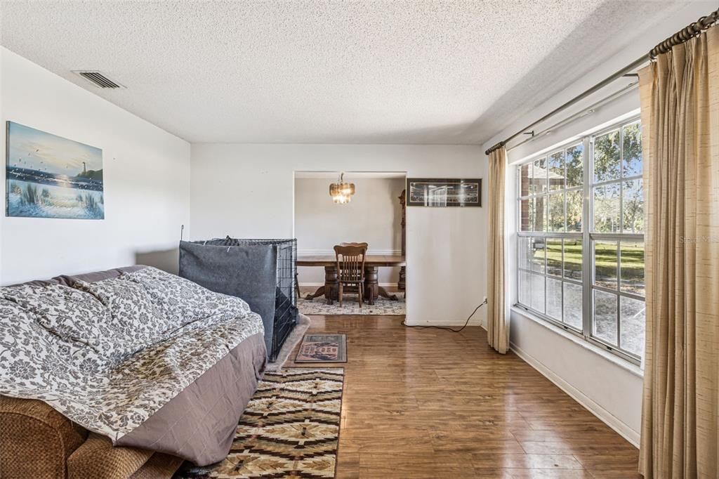 待售: $575,000 (4 贝兹, 3 浴室, 2193 平方英尺)