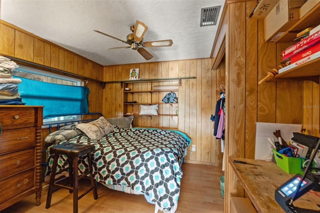 待售: $350,000 (3 贝兹, 2 浴室, 1498 平方英尺)