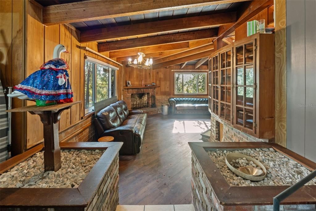 待售: $350,000 (3 贝兹, 2 浴室, 1498 平方英尺)