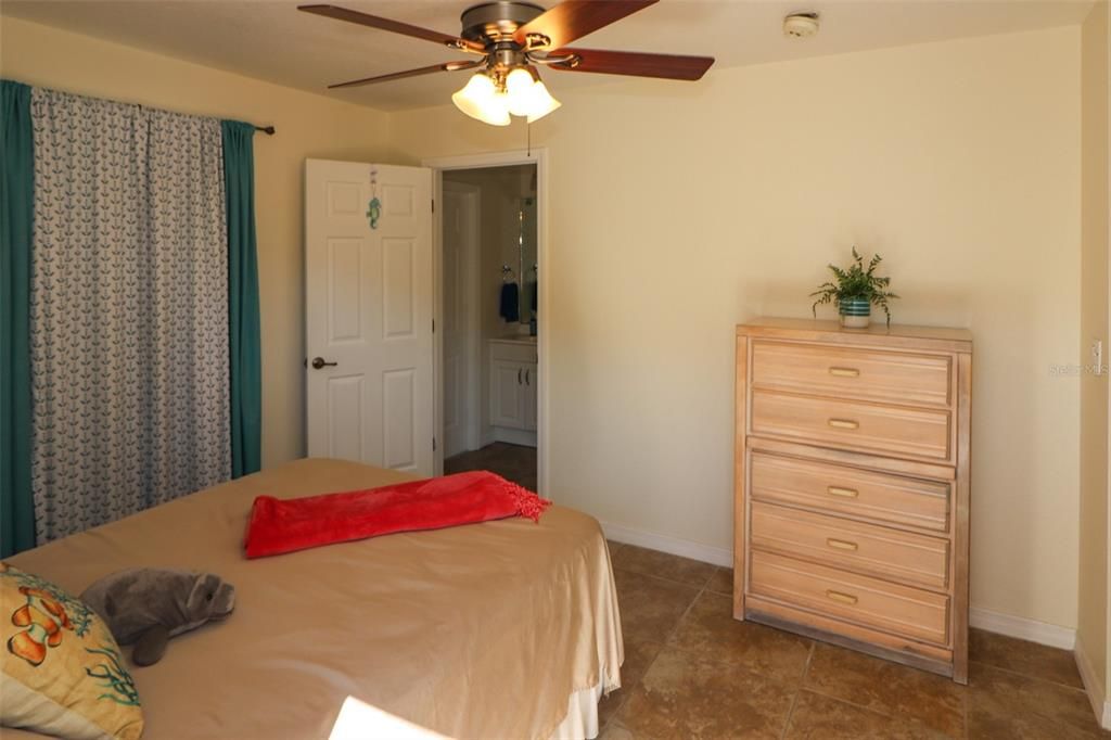 For Sale: $639,900 (3 beds, 2 baths, 1536 Square Feet)