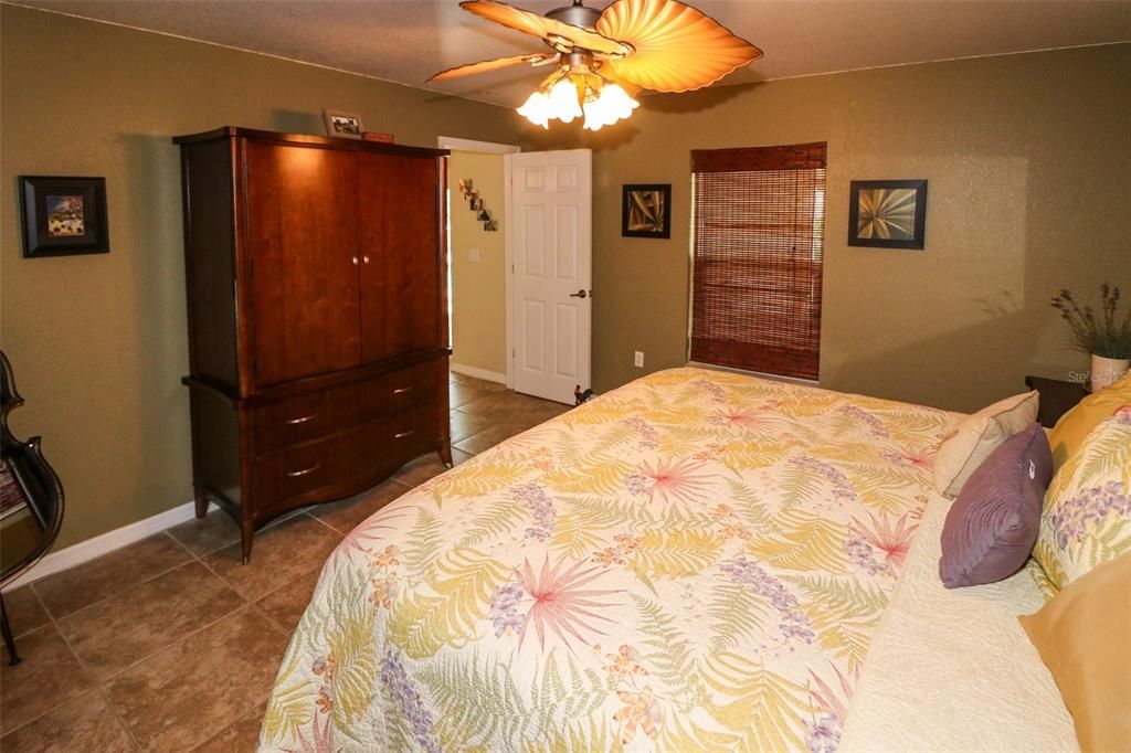 For Sale: $639,900 (3 beds, 2 baths, 1536 Square Feet)