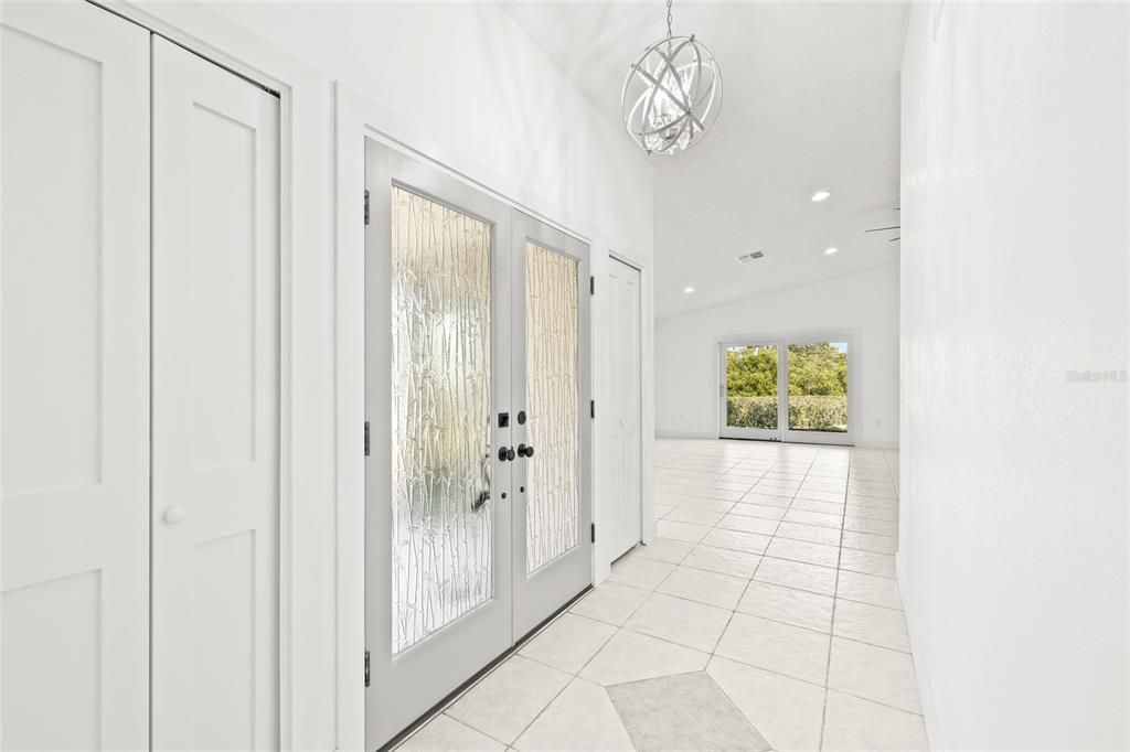 For Sale: $329,900 (3 beds, 2 baths, 1604 Square Feet)