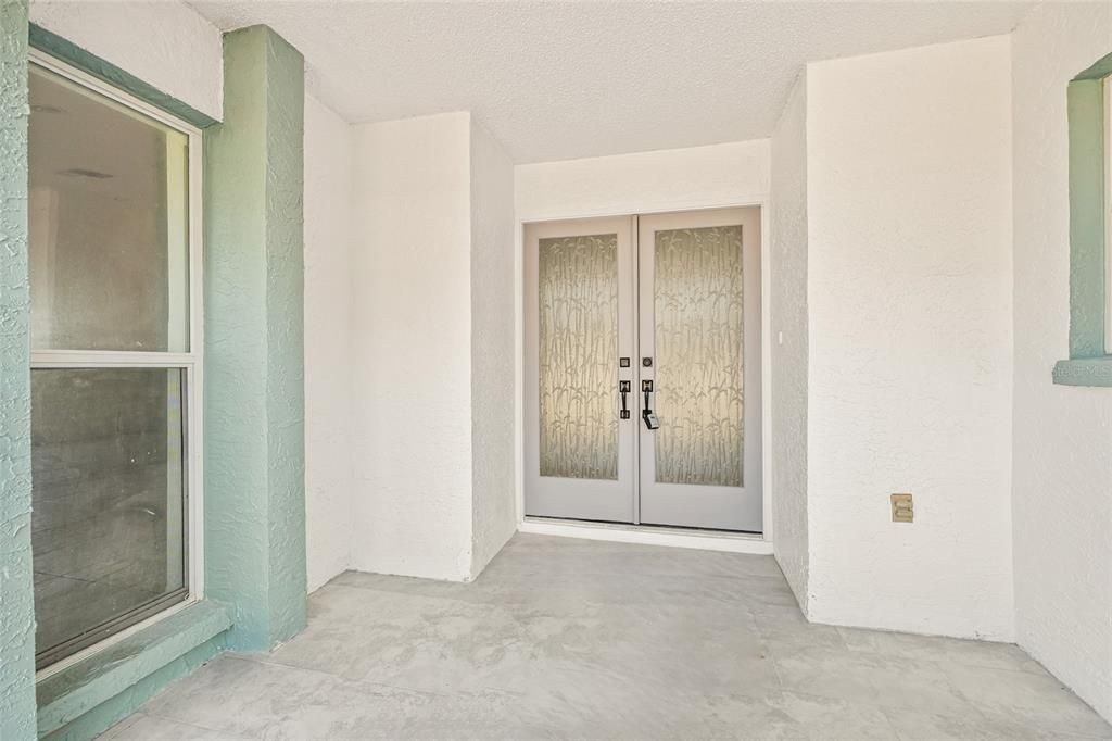 For Sale: $329,900 (3 beds, 2 baths, 1604 Square Feet)