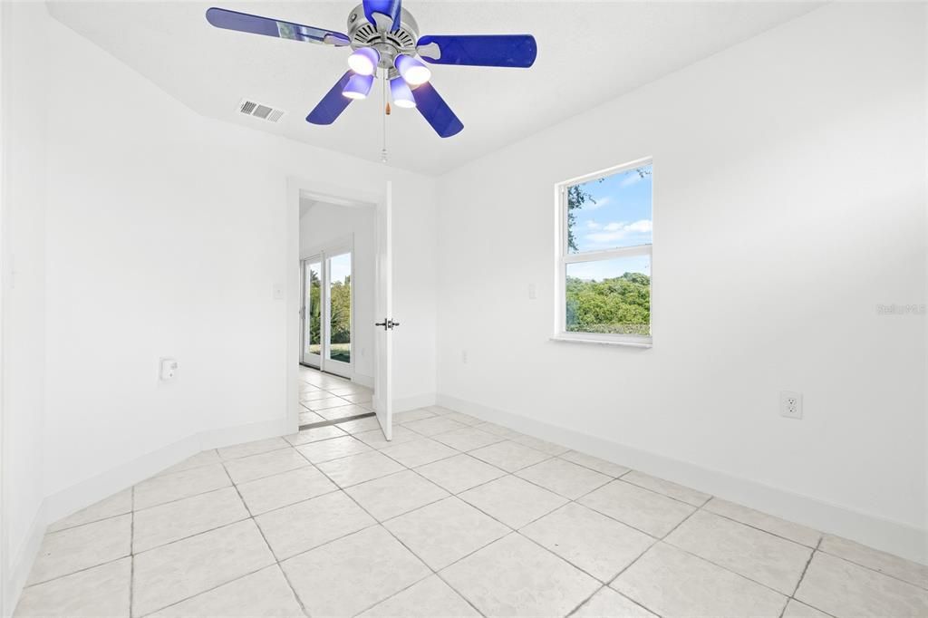 For Sale: $329,900 (3 beds, 2 baths, 1604 Square Feet)