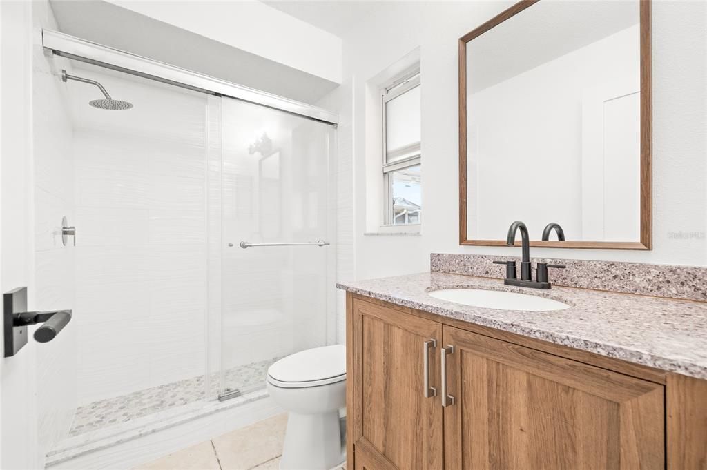 For Sale: $329,900 (3 beds, 2 baths, 1604 Square Feet)