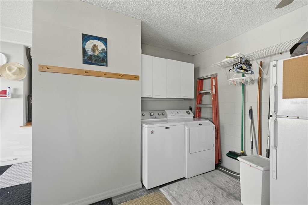 En Venta: $359,000 (2 camas, 2 baños, 1094 Pies cuadrados)