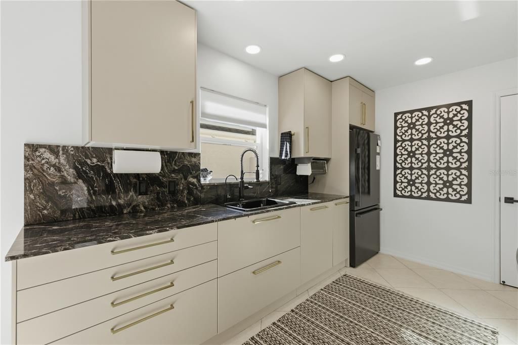 En Venta: $359,000 (2 camas, 2 baños, 1094 Pies cuadrados)