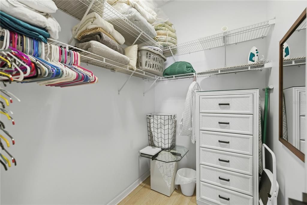 En Venta: $359,000 (2 camas, 2 baños, 1094 Pies cuadrados)