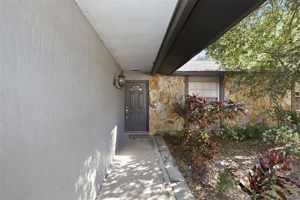 Active With Contract: $420,000 (3 beds, 2 baths, 1696 Square Feet)