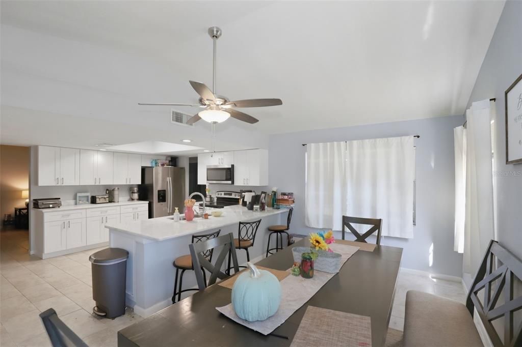 Active With Contract: $420,000 (3 beds, 2 baths, 1696 Square Feet)