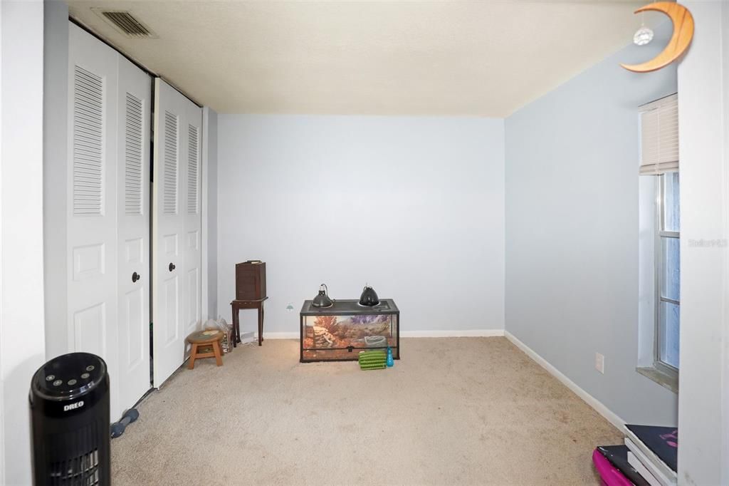 Active With Contract: $420,000 (3 beds, 2 baths, 1696 Square Feet)