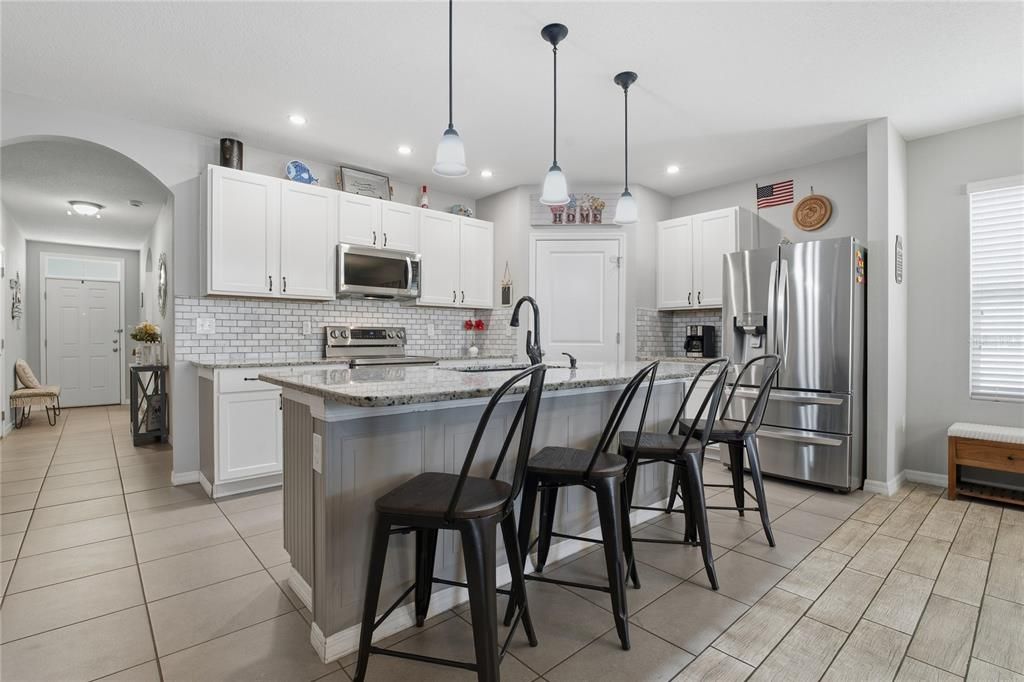 Active With Contract: $435,000 (4 beds, 2 baths, 1767 Square Feet)