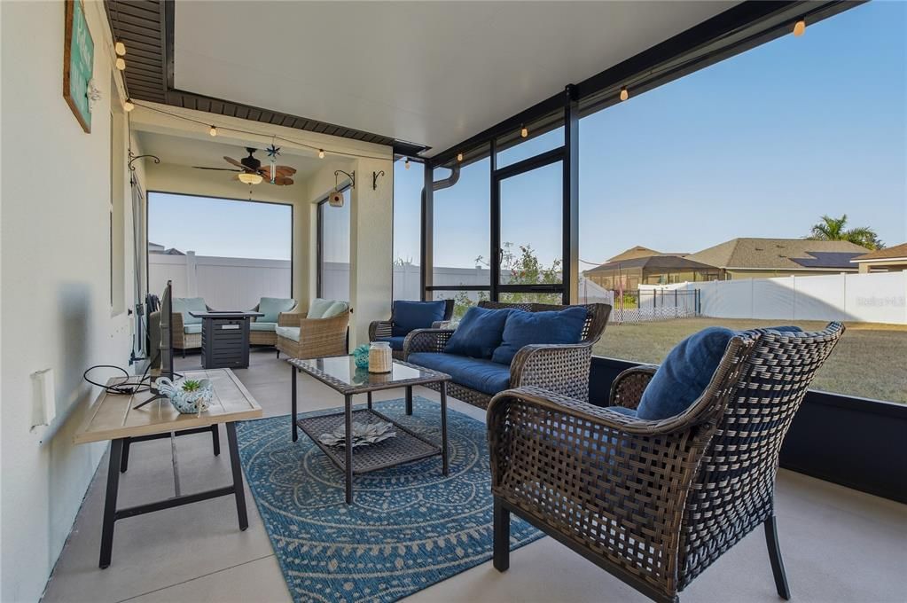 Active With Contract: $435,000 (4 beds, 2 baths, 1767 Square Feet)