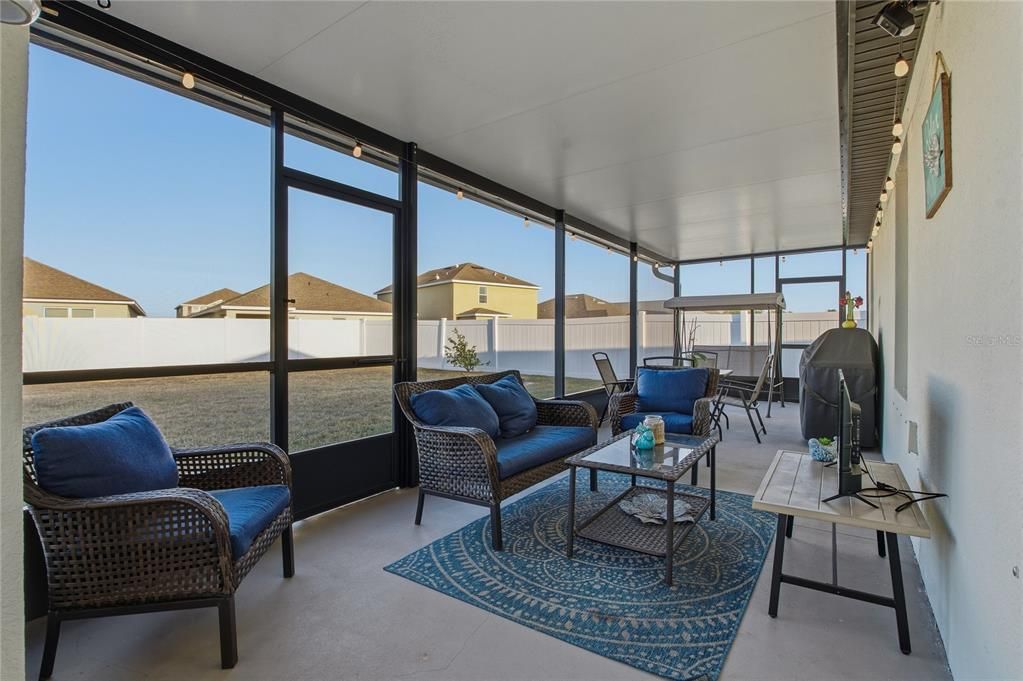 Active With Contract: $435,000 (4 beds, 2 baths, 1767 Square Feet)