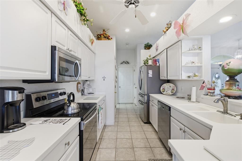 待售: $359,900 (3 贝兹, 2 浴室, 1716 平方英尺)